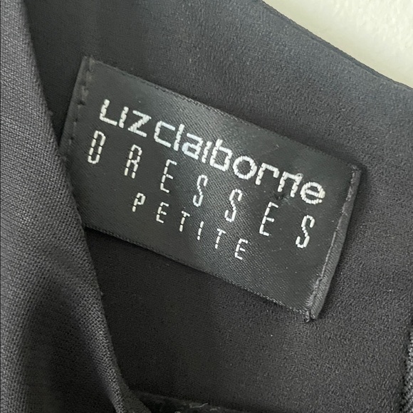 Liz Claiborne| Floral print cocktail dress|Black| 4P| EUC - Picture 6 of 10